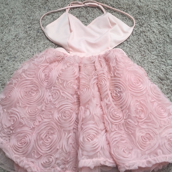 Formal dress😍 - Picture 1 of 3