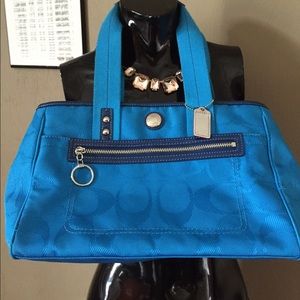 Authentic Coach Tote!!!