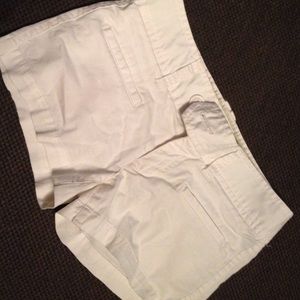 American Eagle white shorts