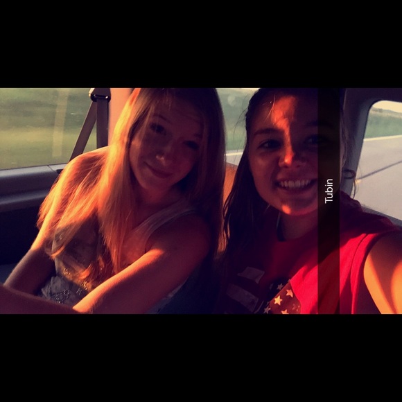 Meet your Posher, Megan - Picture 1 of 1