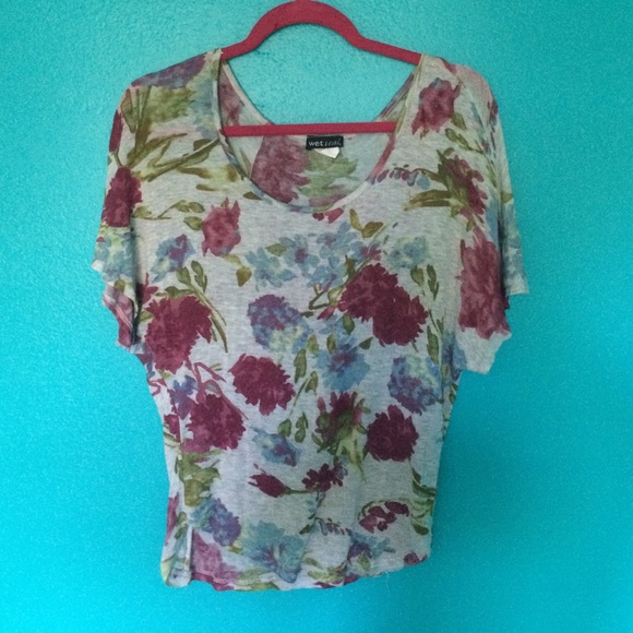 Wetseal top - Picture 1 of 3