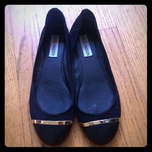 Black Steve Madden flats