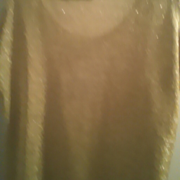 Top - Picture 2 of 3