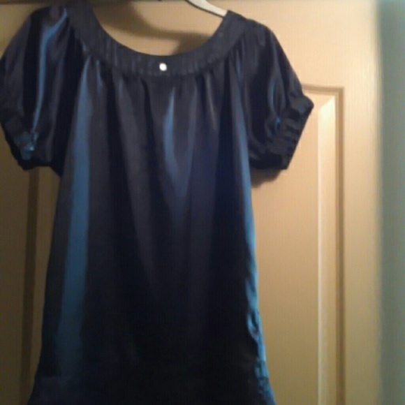 Shirt - Picture 2 of 4