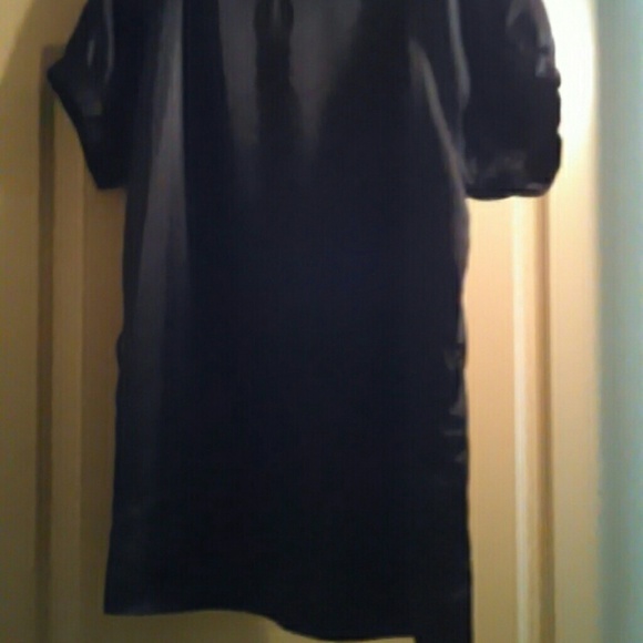Shirt - Picture 3 of 4