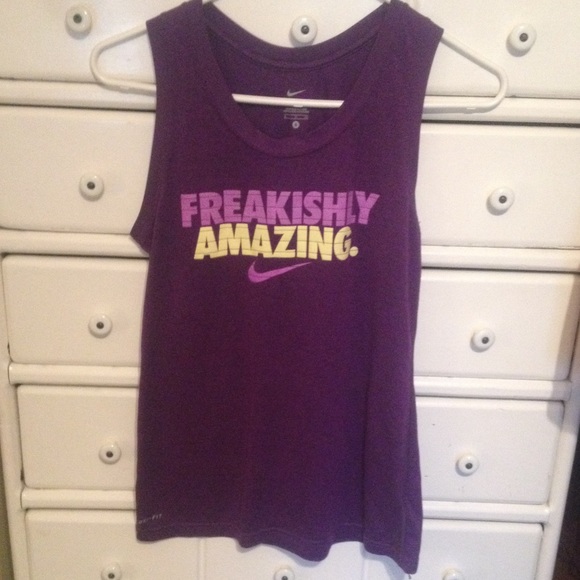 NIKE TANK
