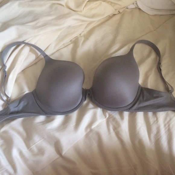 Basically brand new Victoria's Secret bra :)