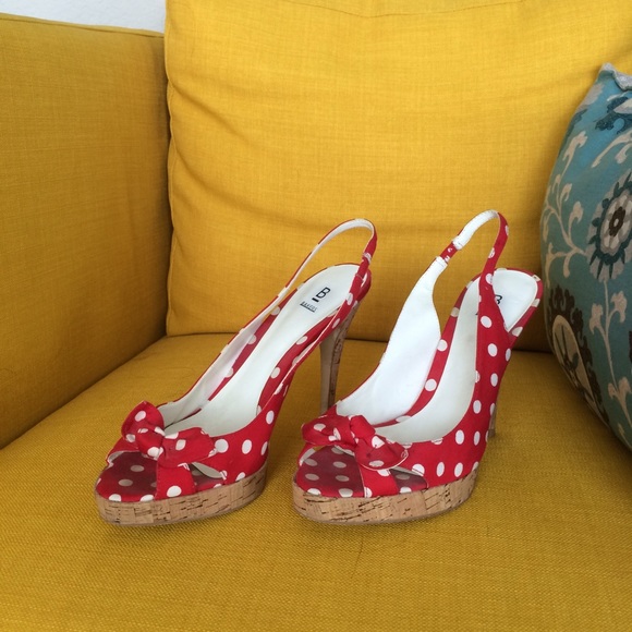 Bakers size 9 red shoes with polka dots