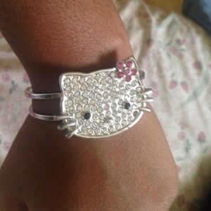Hello Kitty bangle