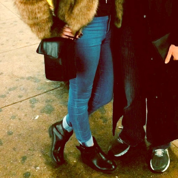 H&M High Waisted Light Wash Jeans