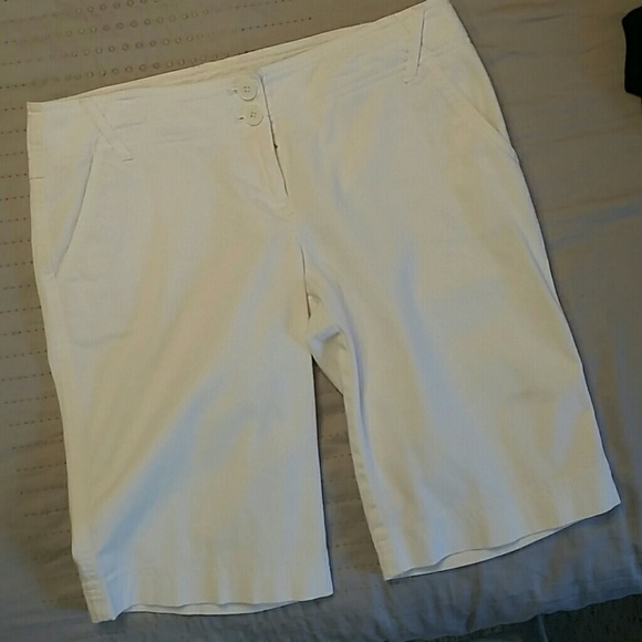 *Sold* - Picture 4 of 4