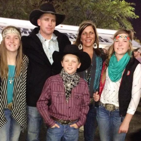 Meet your Posher, Carrie