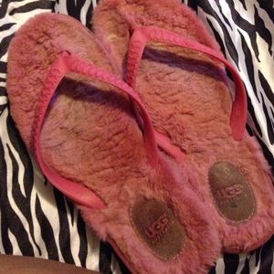 Pink Ugg Fuzzy Sandals