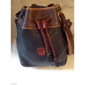 💋SALE💋Dooney and Bourke Purse