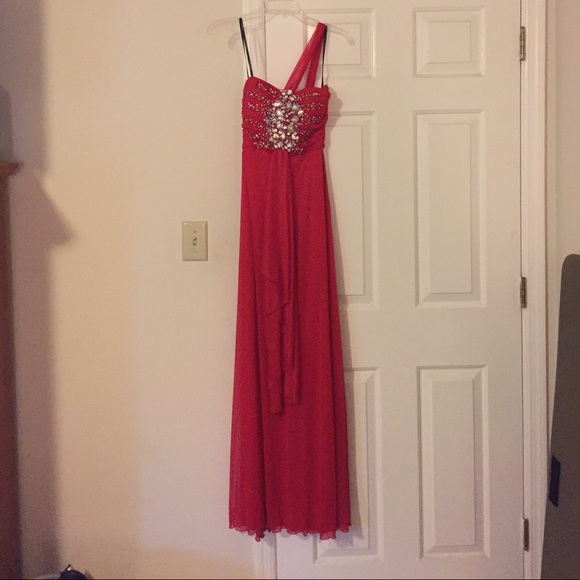Red One Shoulder Evening Gown