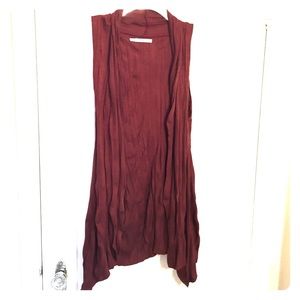 🎉REDUCED!! Maurice's maroon crinkle cardigan