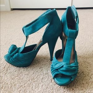 STEVE MADDEN HEELS