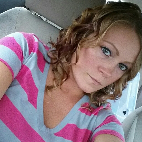 Meet your Posher, Lacey