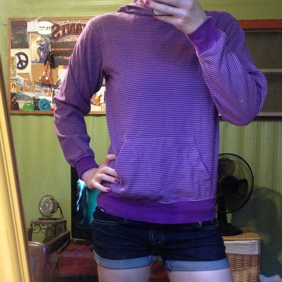 💜💜SUPER CUTE VANS PULLOVER HOODIE💜💜