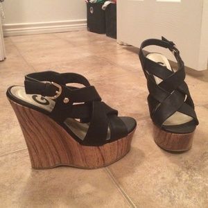Black Guess wedges