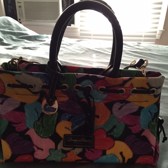 Dooney and bourke medium size bag
