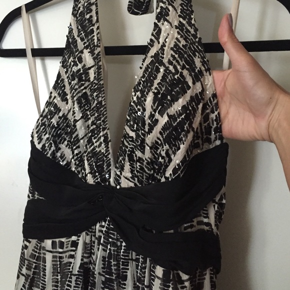 Stunning BCBG long silk dress. Worn once! - Picture 3 of 4