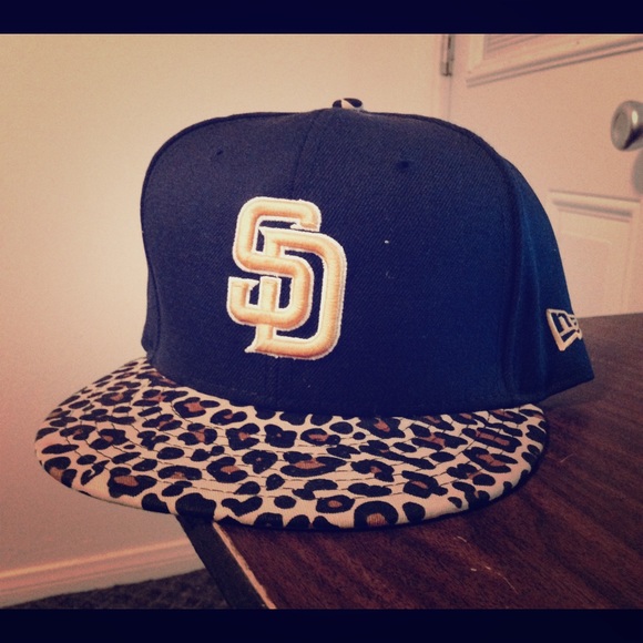 New Era Leopard Bill Padres SnapBack