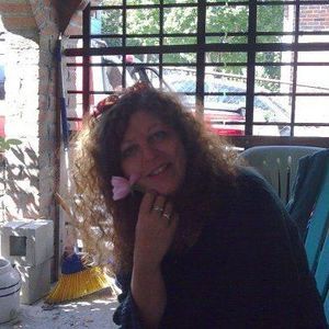 Meet your Posher, Beth