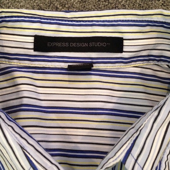 Express Design Studio stretch button up - Picture 2 of 4