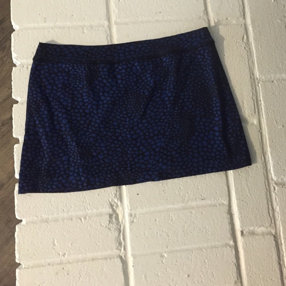 Urban Outfitters Blue & Black Patterned Mini Skirt - Picture 1 of 2