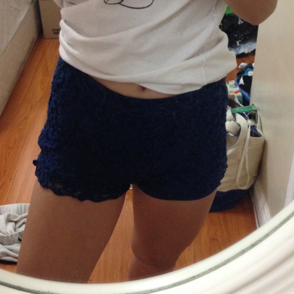 blue lace shorts - Picture 4 of 4