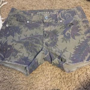 AE pattern shorts
