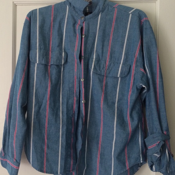 Button Down - Picture 1 of 2