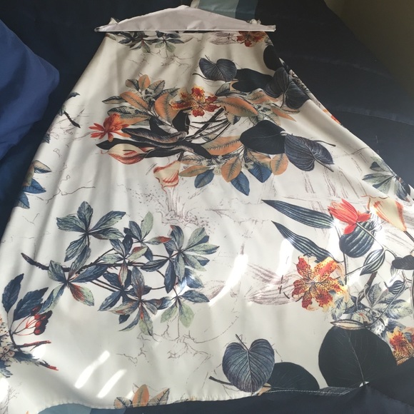 White floral print maxi skirt