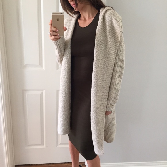 Sold • Olive Green Cold Shoulder Midi Dress - Picture 2 of 4