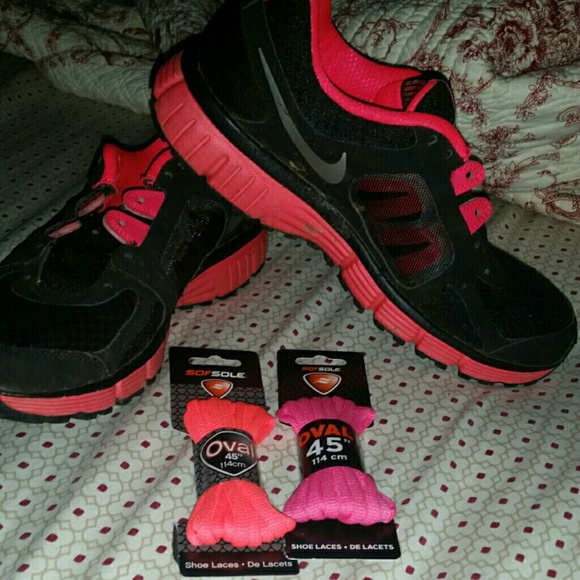 Pink Nike Shoes W/ 2 Differnt Color Shoe Laces