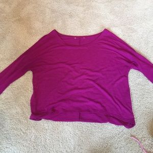 Quarter length shirt.