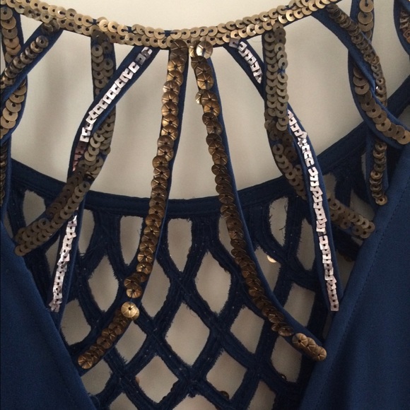 ⬇️$125 BCBG Max Azria blue silk dress with sequins - Picture 4 of 4