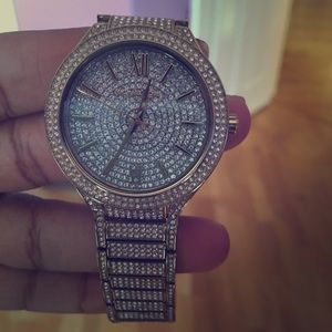 🔴Reserved Michael Kors Kerry Glitz watch