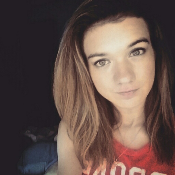 Meet your Posher, Samantha - Picture 1 of 1