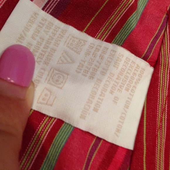 Tommy Hilfiger button up - Picture 4 of 4