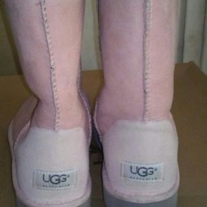 Nice pink ugg boots
