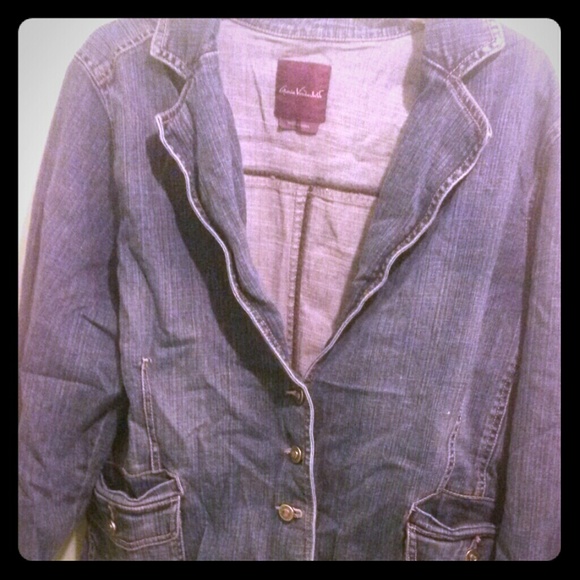 Croped dark denim plus size jacket