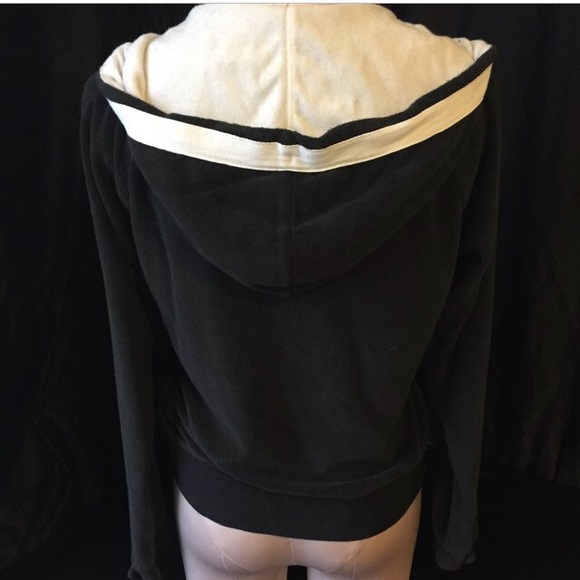 Black gap terry cloth hoodie. - Picture 2 of 3
