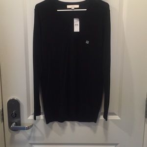 NWT! LOFT lightweight v-neck.