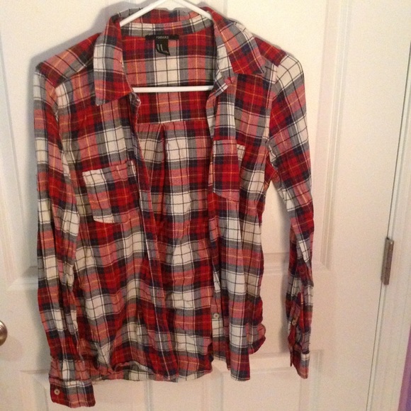 Flannel plaid button up