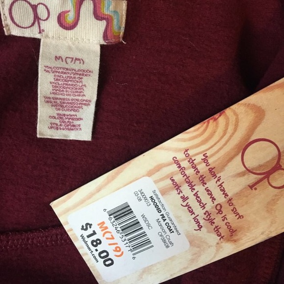 Maroon cropped hooded pea coat sweater. - Picture 3 of 3