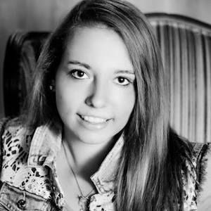 Meet your Posher, Kaya