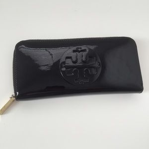 Tory Burch Patent Leather 'Continental' Wallet