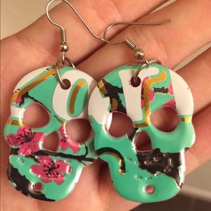 Indie Arizona Tea Skull Earrings